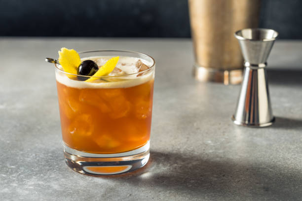 Top 10 Amaro Cocktails You Need to Try - The Epicurean Trader