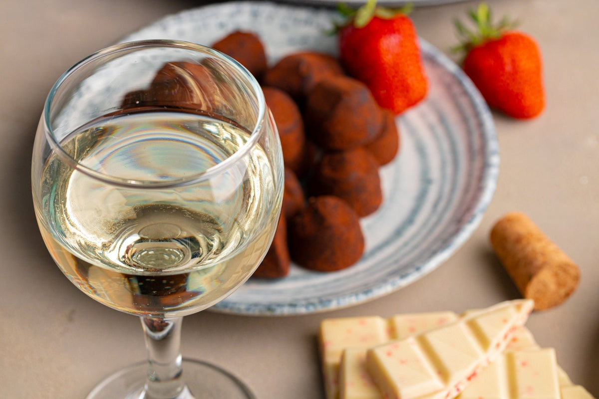 Valentine’s Day Gifts for Her: Indulgent Chocolates & Artisanal Wine Pairings - The Epicurean Trader