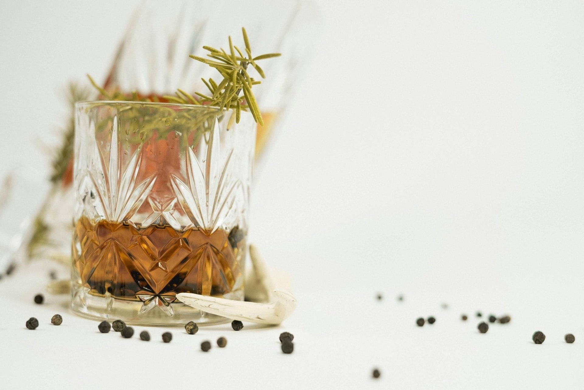 Whiskey or Scotch? Understanding the Key Differences and Similarities - The Epicurean Trader