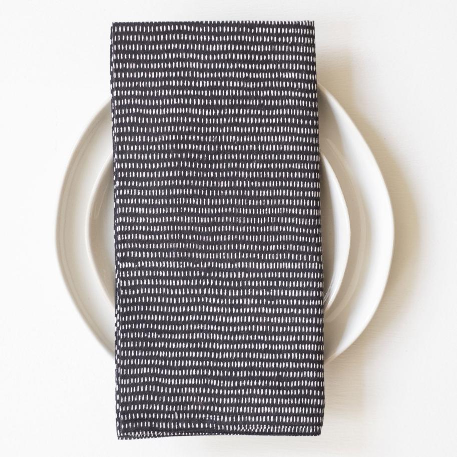 Graymarket Design - 'Alice Stripes Midnight' Napkins (4CT)